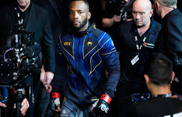 Leon Edwards of Jamaica prepares to fight Kamaru Usman of Nigeria in the UFC welterweight championship fight during the UFC 286 event at The O2 Arena on March 18, 2023 in London, England. (Photo by Jeff Bottari/Zuffa LLC)