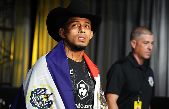 Jonathan Martinez prepares to face Adrian Yanez in a bantamweight fight during the UFC Fight Night event at UFC APEX on October 14, 2023 in Las Vegas, Nevada. (Photo by Chris Unger/Zuffa LLC)