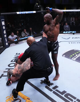 Khalil Rountree Jr. reacts after his knockout against Anthony Smith in a light heavyweight fight during the UFC Fight Night event at UFC APEX on December 09, 2023 in Las Vegas, Nevada. (Photo by Jeff Bottari/Zuffa LLC via Getty Images)